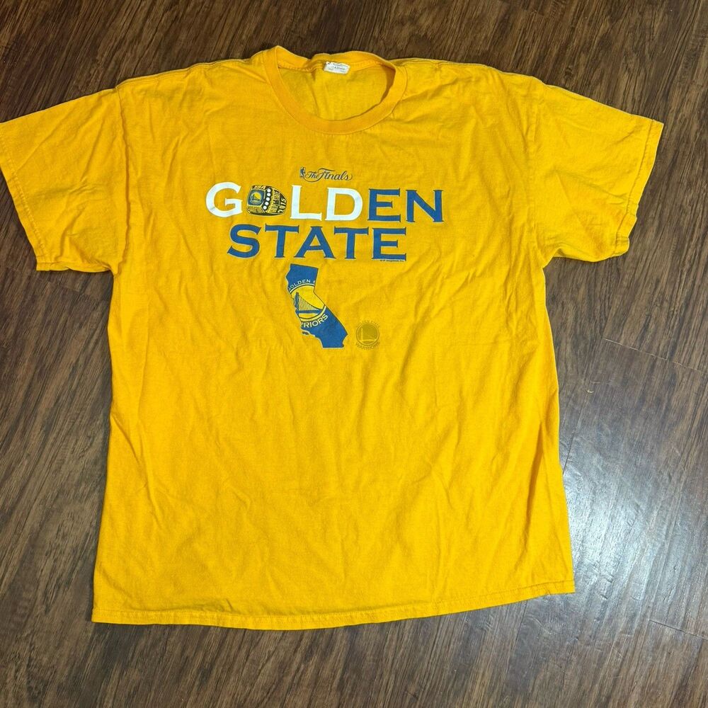 Golden State Warriors Men’s Tshirt XL 2015 NBA Champions Yellow
